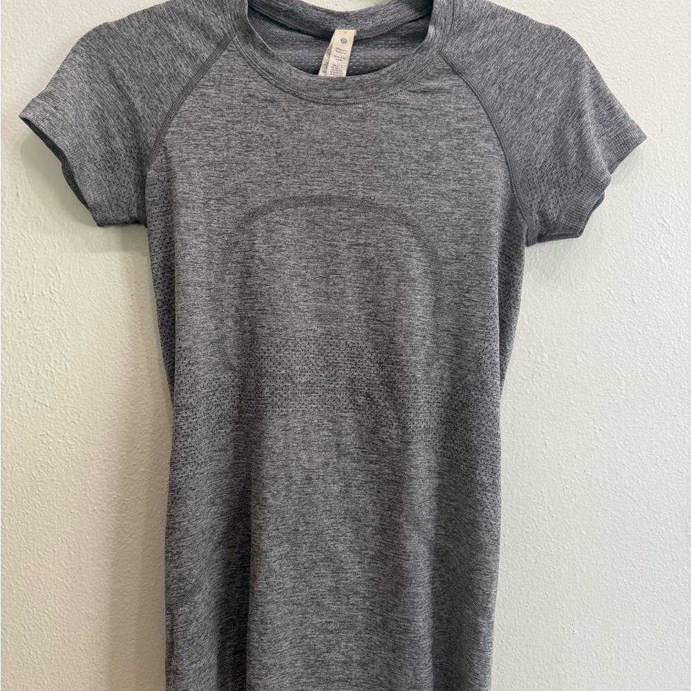 Lululemon swiftly tech- Short Sleeve Tee